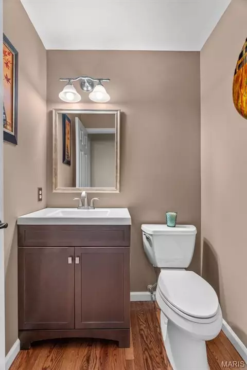 Bath - 2535 Barrett Springs Dr, Ballwin, MO 63021 photo 1 of 11