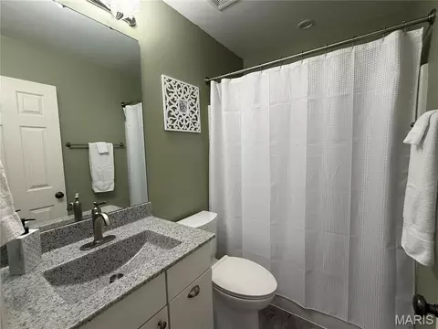 Bath - 5152 Copperleaf Dr, Imperial, MO 63052 photo 8 of 10