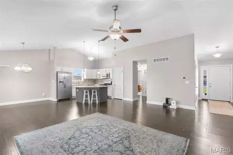 Entry Way - 2347 Fire Crest Ct, Washington, MO 63090 photo 1 of 2