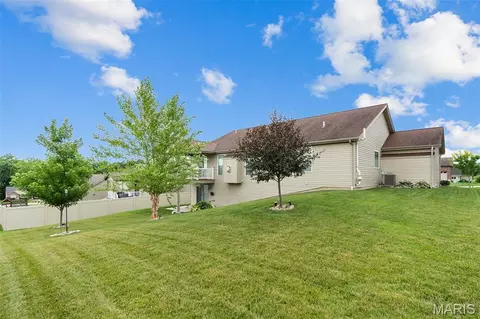 Exterior - 2347 Fire Crest Ct, Washington, MO 63090 photo 8 of 9
