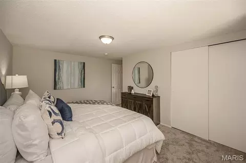 Bedroom - 7 Nicolet Dr, Manchester, MO 63011 photo 7 of 8