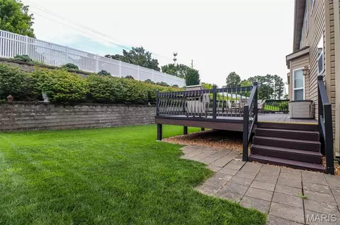 Exterior - 108 Woodside Ct, Arnold, MO 63010 photo 4 of 7