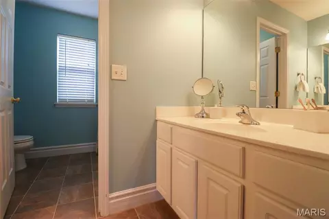 Bath - 108 Woodside Ct, Arnold, MO 63010 photo 5 of 6