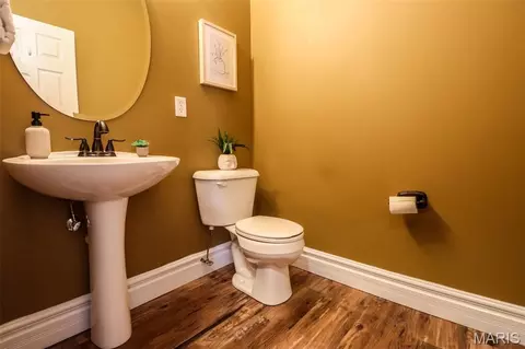Bath - 108 Woodside Ct, Arnold, MO 63010 photo 1 of 6