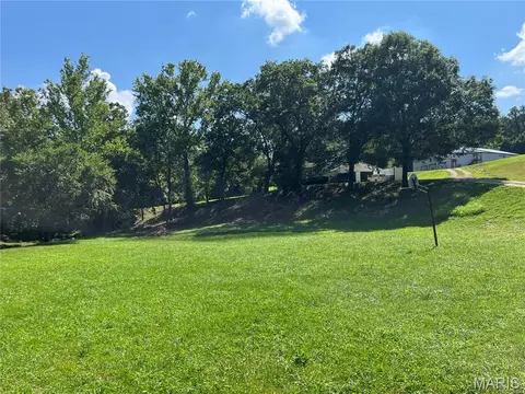 Exterior - 559 Brush Creek Rd, Saint Clair, MO 63077 photo 9 of 11
