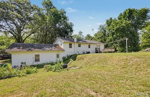 Exterior - 559 Brush Creek Rd, Saint Clair, MO 63077 photo 1 of 11