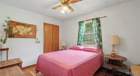 Bedroom - 559 Brush Creek Rd, Saint Clair, MO 63077 photo 2 of 5