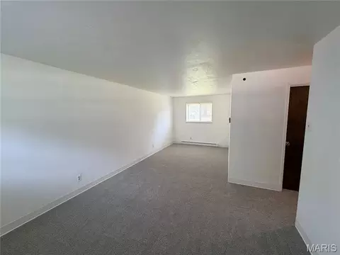 Living - 3357 Biscayne Blvd, Arnold, MO 63010 photo 8 of 9