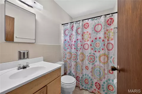 Bath - 3357 Biscayne Blvd, Arnold, MO 63010 photo 1 of 3