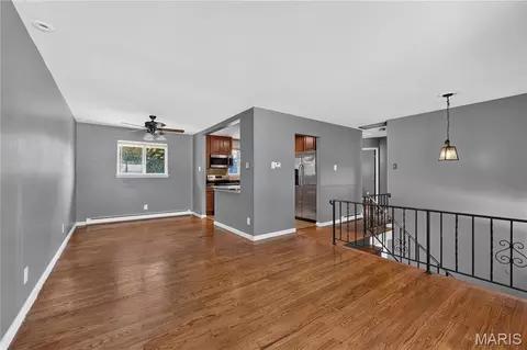 Living - 3357 Biscayne Blvd, Arnold, MO 63010 photo 1 of 9