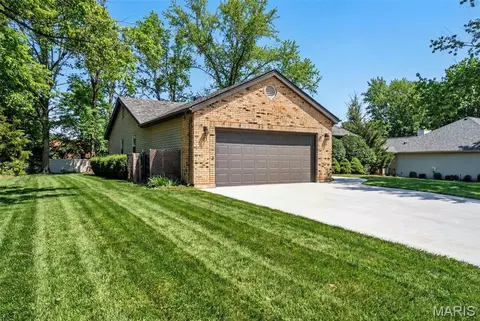 Exterior - 847 Palm Bay Dr, Ellisville, MO 63021 photo 4 of 7