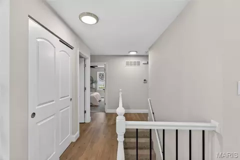 Entry Way - 847 Palm Bay Dr, Ellisville, MO 63021 photo 3 of 4