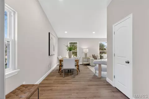 Entry Way - 847 Palm Bay Dr, Ellisville, MO 63021 photo 1 of 4