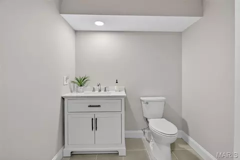 Bath - 847 Palm Bay Dr, Ellisville, MO 63021 photo 4 of 4