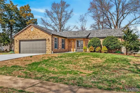 Exterior - 847 Palm Bay Dr, Ellisville, MO 63021 photo 6 of 7