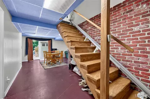 Entry Way - 1522 Pheasant Ridge Dr, Ellisville, MO 63011 photo 3 of 3