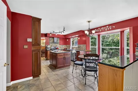 Kitchen - 1522 Pheasant Ridge Dr, Ellisville, MO 63011 photo 3 of 5