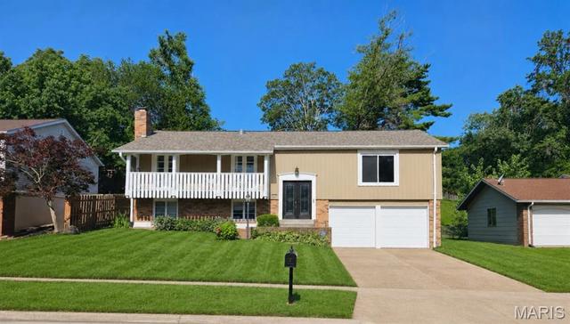 1431 Summerhaven Dr, Saint Louis, MO 63146