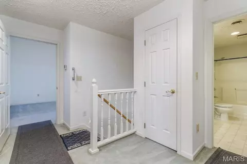 Entry Way - Undisclosed, Saint Robert, MO 65584 photo 3 of 3