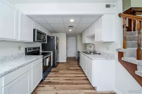 Kitchen - 6 Rabbit Trail Dr, Washington, MO 63090 photo 1 of 5