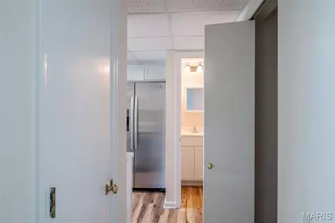 Entry Way - 6 Rabbit Trail Dr, Washington, MO 63090 photo 3 of 5