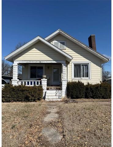 38 N Michigan Ave, Belleville, IL 62221