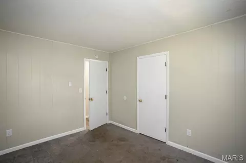 Bedroom - 111 Barnett, Dixon, MO 65459 photo 9 of 10