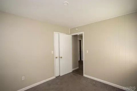Bedroom - 111 Barnett, Dixon, MO 65459 photo 2 of 10