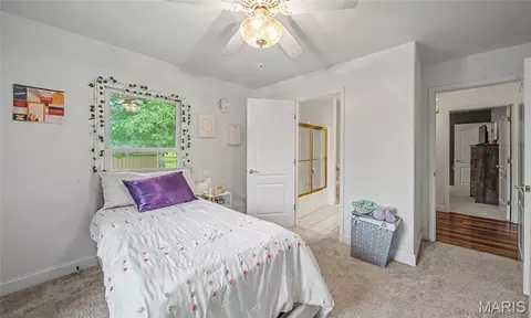 Bedroom - 3891 E Lindberg Rd, Cuba, MO 65453 photo 4 of 8