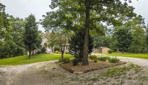 Exterior - 3891 E Lindberg Rd, Cuba, MO 65453 photo 13 of 14