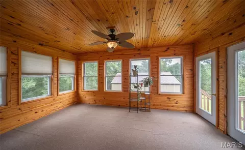 Exterior - 3891 E Lindberg Rd, Cuba, MO 65453 photo 4 of 14
