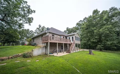 Exterior - 3891 E Lindberg Rd, Cuba, MO 65453 photo 5 of 14