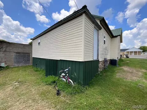Other - 107 E 2nd St, Mountain View, MO 65548 photo 1 of 8