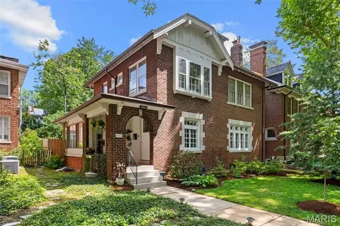 6959 Waterman Ave, University City, MO 63130