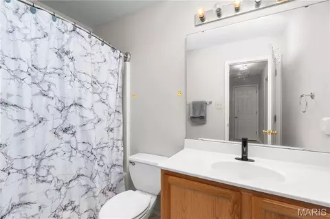 Bath - Undisclosed, Eureka, MO 63025 photo 4 of 6