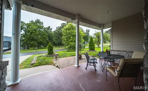 Exterior - 10180 Summerfield Dr, Rolla, MO 65401 photo 2 of 9