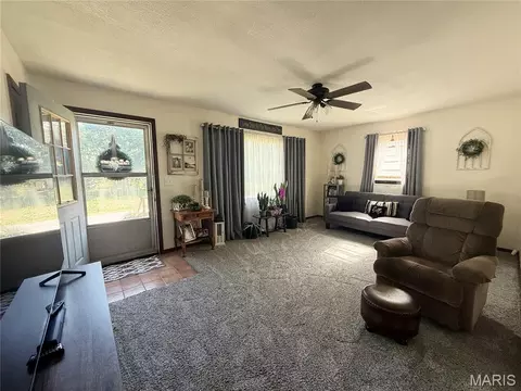 Living - 504 E Park St, Brashear, MO 63533 photo 1 of 2