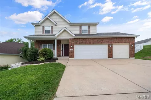 434 Scenic Dr, Saint Peters, MO 63376