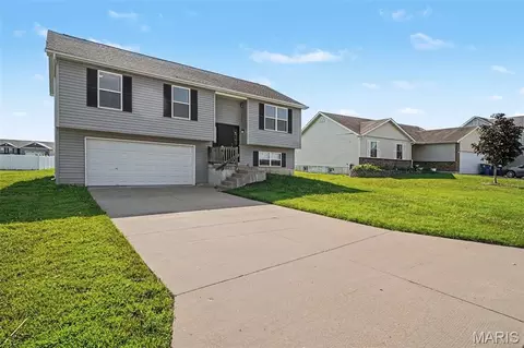 822 Legolas Ln, Wright City, MO 63390 photo 2