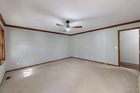 Living - 6 Deer Creek Dr, O'fallon, MO 63366 photo 3 of 3