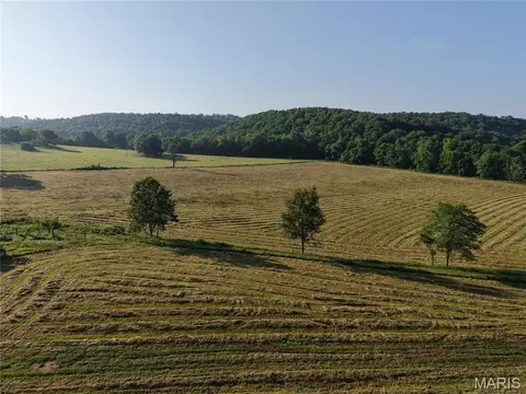 Exterior - 193 Mcfarland Hl, Tecumseh, MO 65760 photo 9 of 21