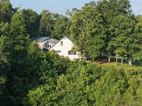 Exterior - 193 Mcfarland Hl, Tecumseh, MO 65760 photo 1 of 21