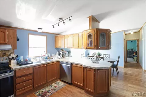 131 E Springfield Ave, Gerald, MO 63037 photo 10