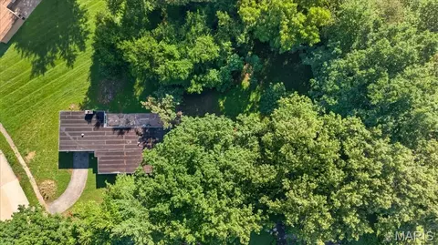 View/Area - 8300 Pepperidge Dr, Berkeley, MO 63134 photo 4 of 5
