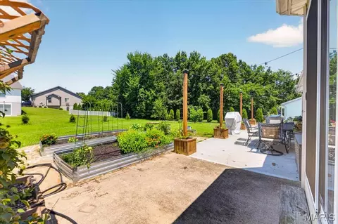 Exterior - 119 Wakefield Dr, Wright City, MO 63390 photo 2 of 11