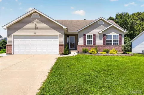 Exterior - 119 Wakefield Dr, Wright City, MO 63390 photo 9 of 11