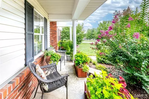 Exterior - 16845 Enderbush Ln, Eureka, MO 63025 photo 2 of 10