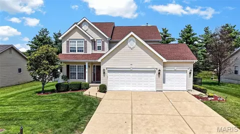 743 Springfield Dr, Wentzville, MO 63385