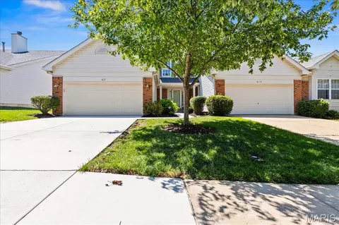 Exterior - 612 Hawk Run Dr #61A, O'fallon, MO 63368 photo 6 of 6