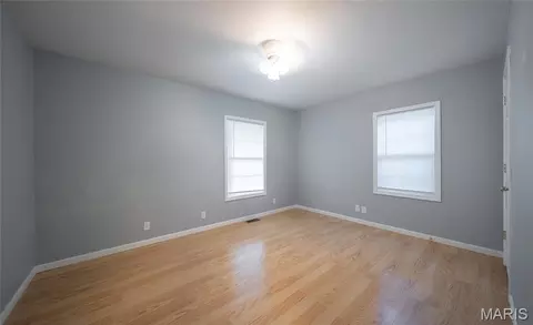 Bedroom - 906 E 6th St, Rolla, MO 65401 photo 3 of 4